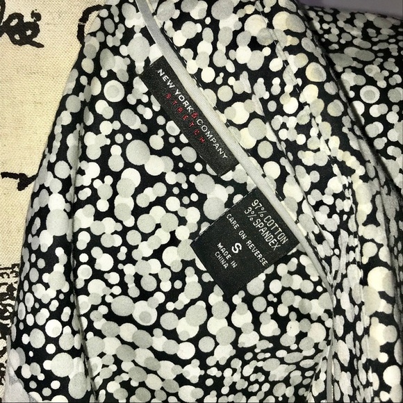 {Ny &Company} Stretch button down shirt - Picture 3 of 5